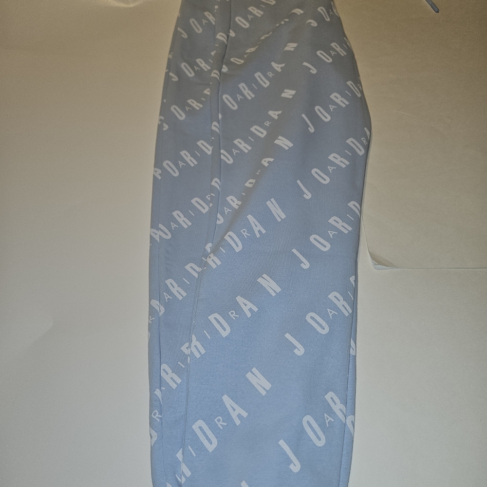 Jordan Essential All Over Print Graphics Fleece Pants - Picture 12 of 16